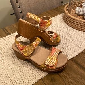 Dansko Sonnet Sandal Wooden Platform Ankle Strap Size 36